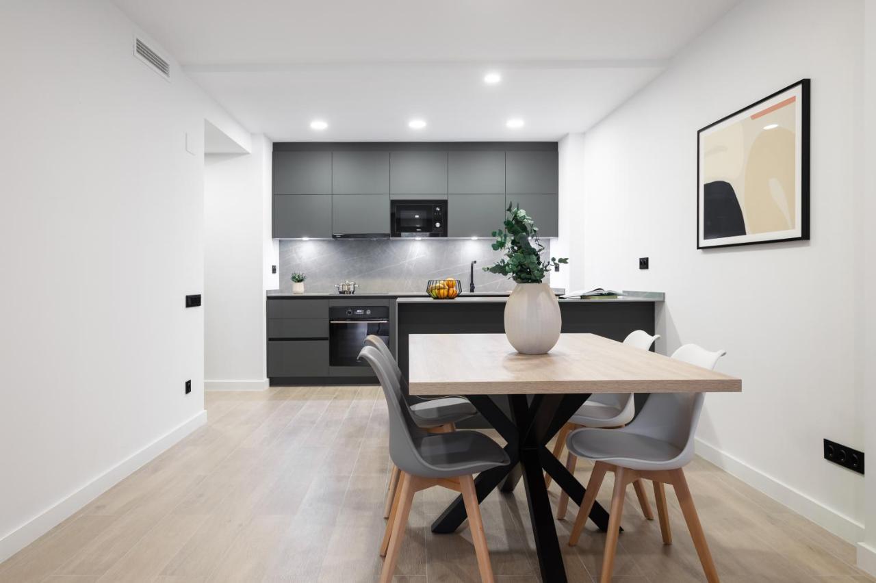 Apartsnoubcn Equador Les Corts Barcelona Bagian luar foto